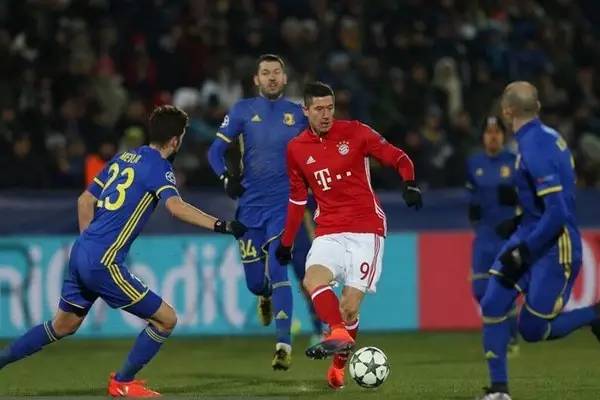 往往具备超 往往具备超