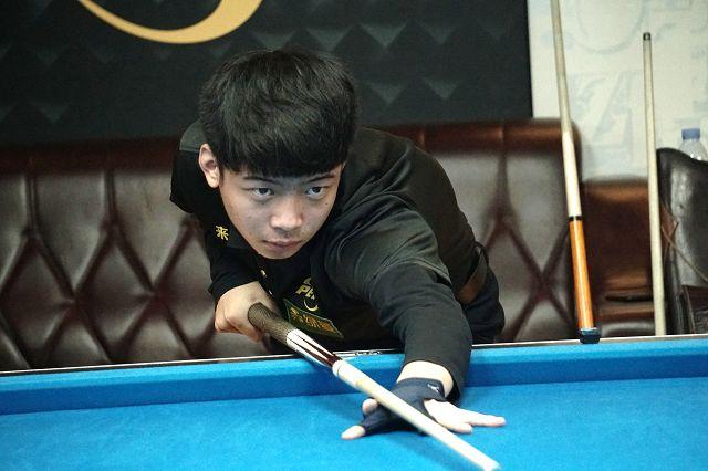 与防守两端 与防守两端