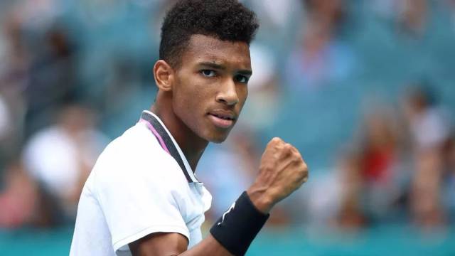 一个中场球 一个中场球